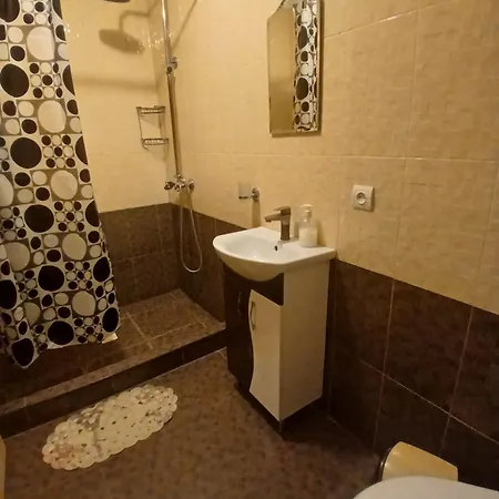 Деревянный коттедж сонячний дім